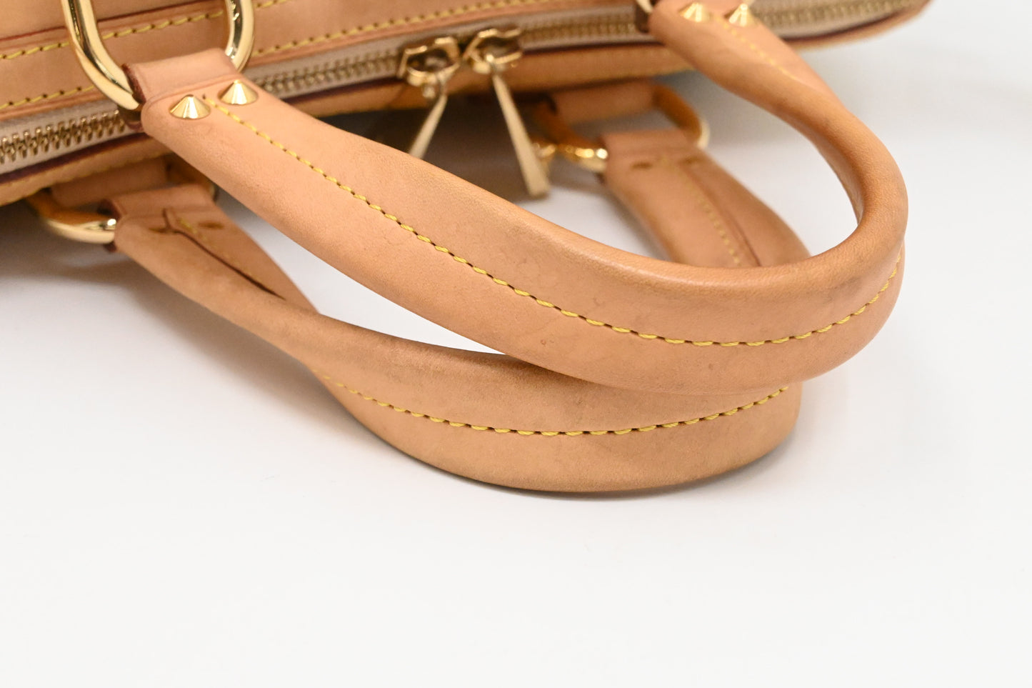 Louis Vuitton Courtney MM in White Multicolor Monogram Canvas