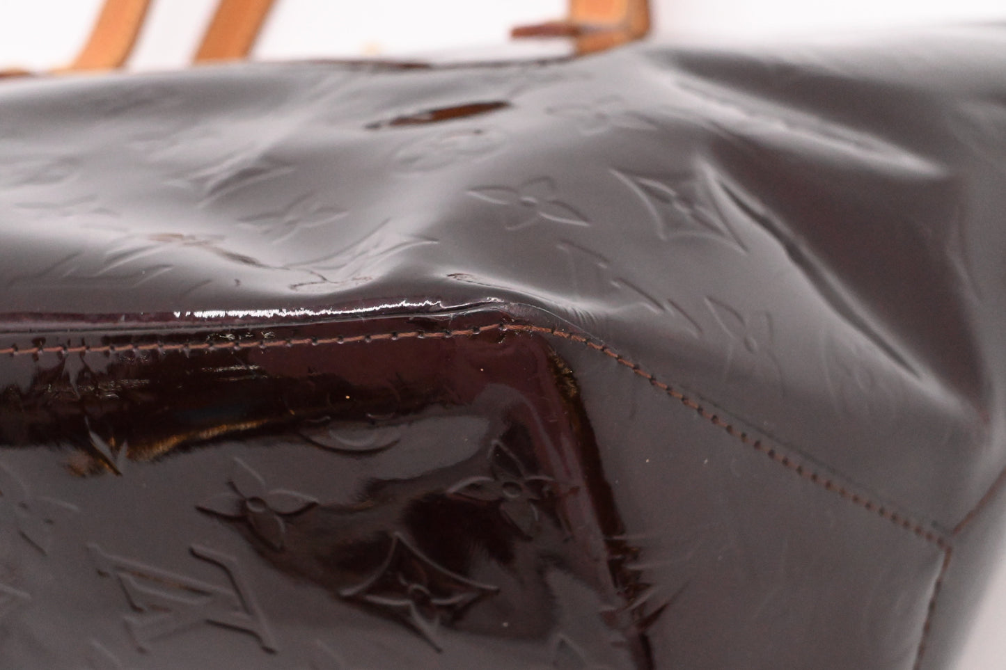 Louis Vuitton Bellevue PM in Amarante Vernis Leather