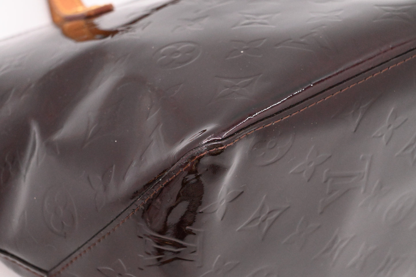 Louis Vuitton Bellevue PM in Amarante Vernis Leather