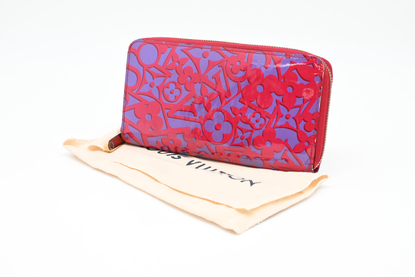 Louis Vuitton Zippy Wallet in Rose Indian Sweet Monogram Vernis Leather