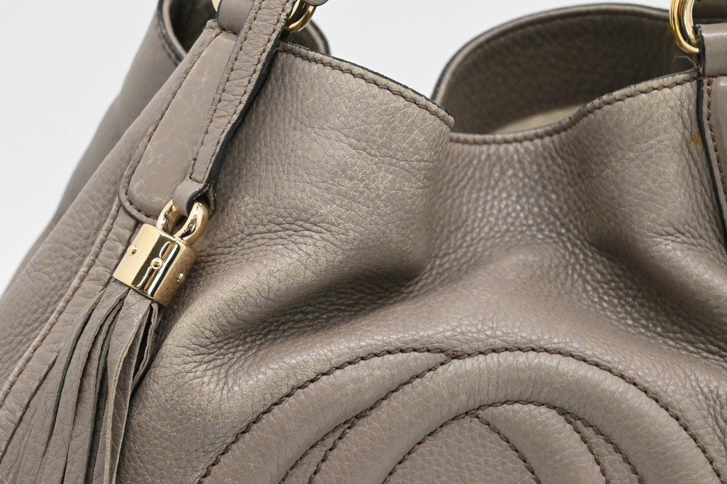 Gucci Soho Tote in Greige Leather