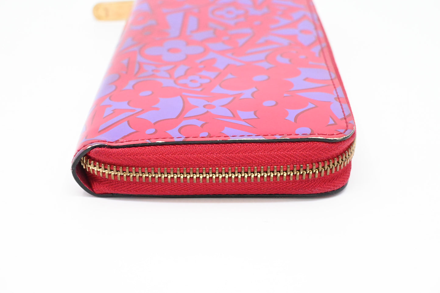 Louis Vuitton Zippy Wallet in Rose Indian Sweet Monogram Vernis Leather