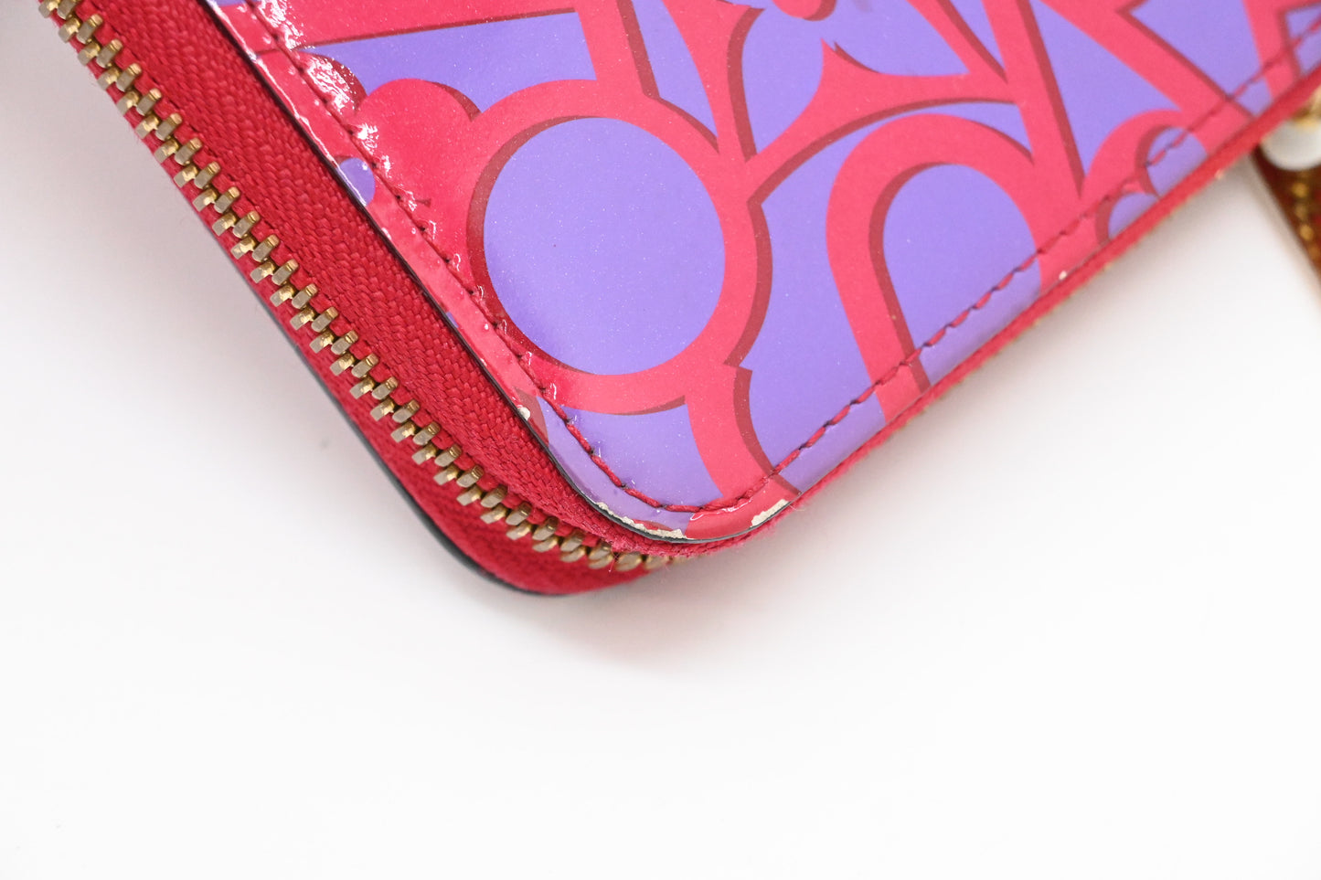 Louis Vuitton Zippy Wallet in Rose Indian Sweet Monogram Vernis Leather