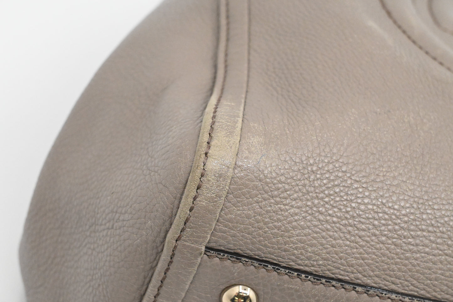 Gucci Soho Tote in Greige Leather