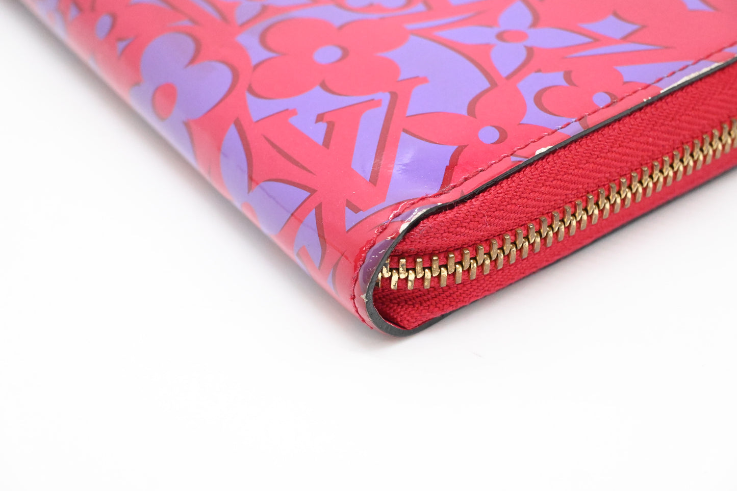 Louis Vuitton Zippy Wallet in Rose Indian Sweet Monogram Vernis Leather