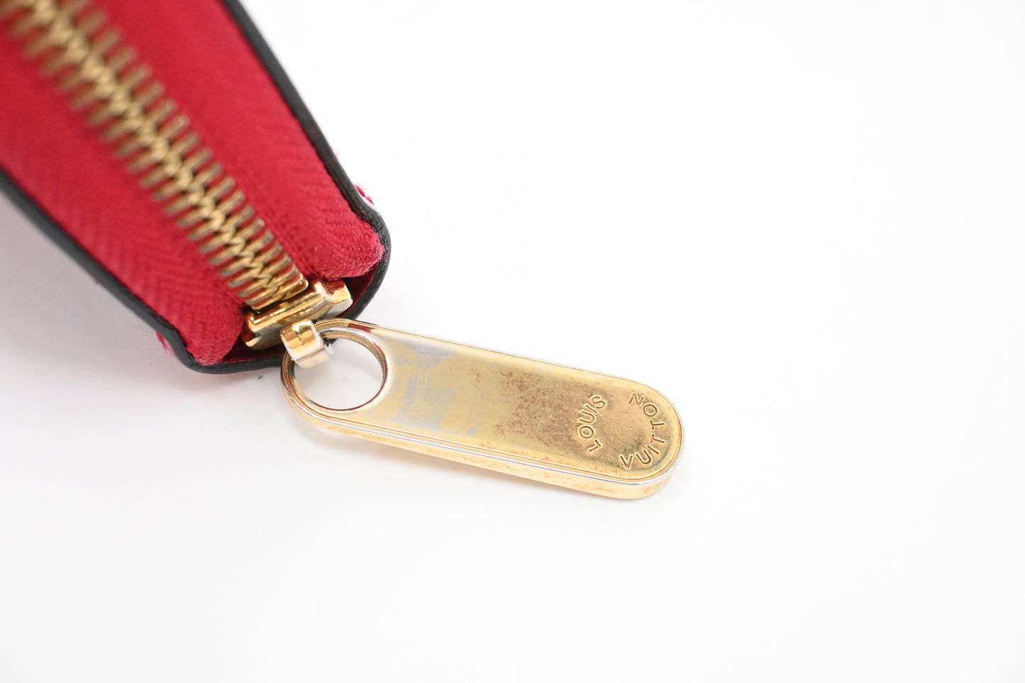 Louis Vuitton Zippy Wallet in Rose Indian Sweet Monogram Vernis Leather