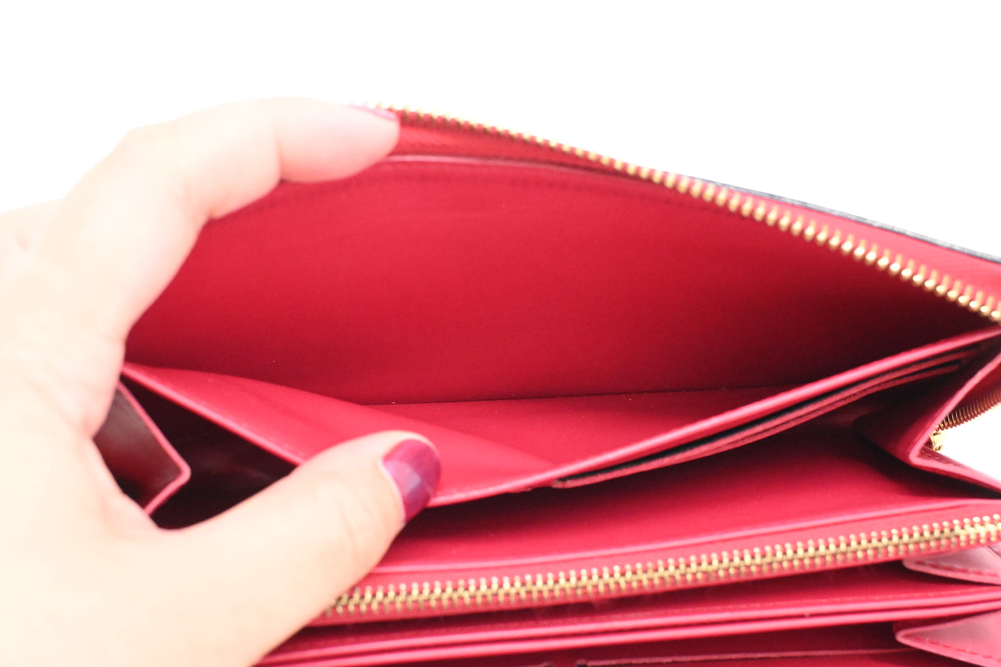 Louis Vuitton Zippy Wallet in Rose Indian Sweet Monogram Vernis Leather