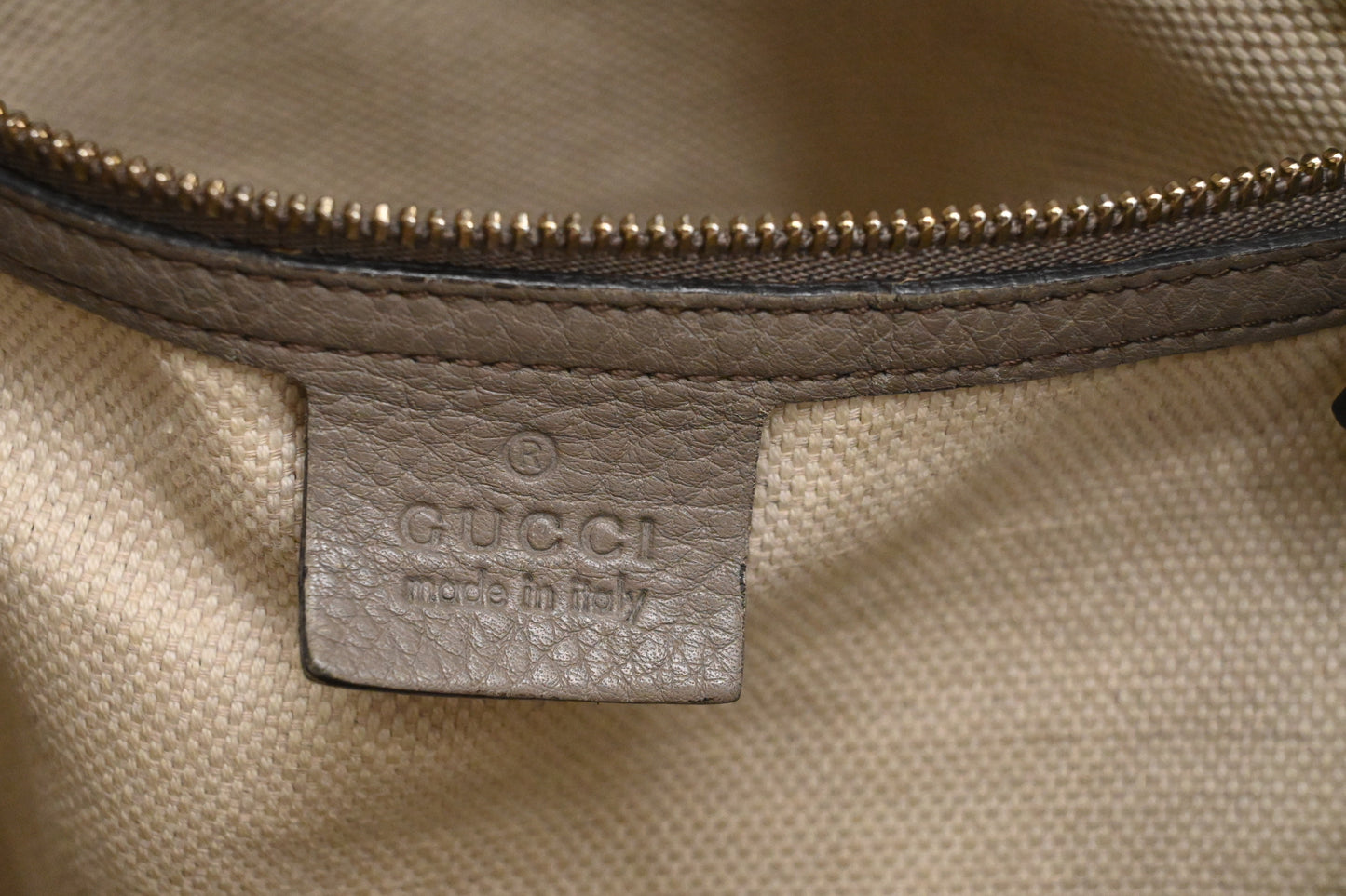 Gucci Soho Tote in Greige Leather