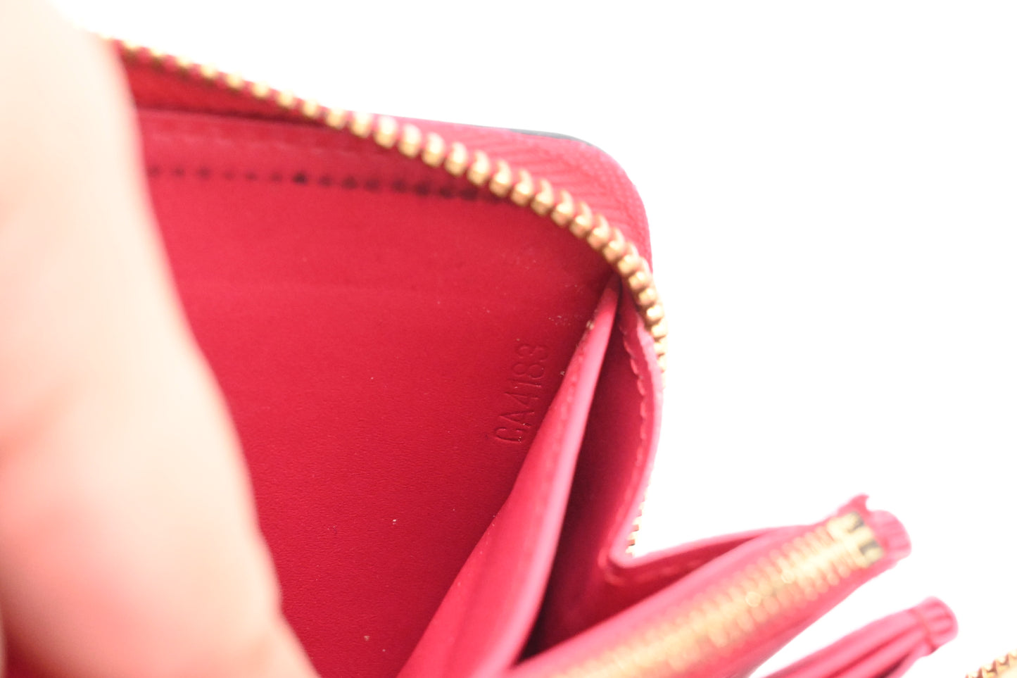 Louis Vuitton Zippy Wallet in Rose Indian Sweet Monogram Vernis Leather