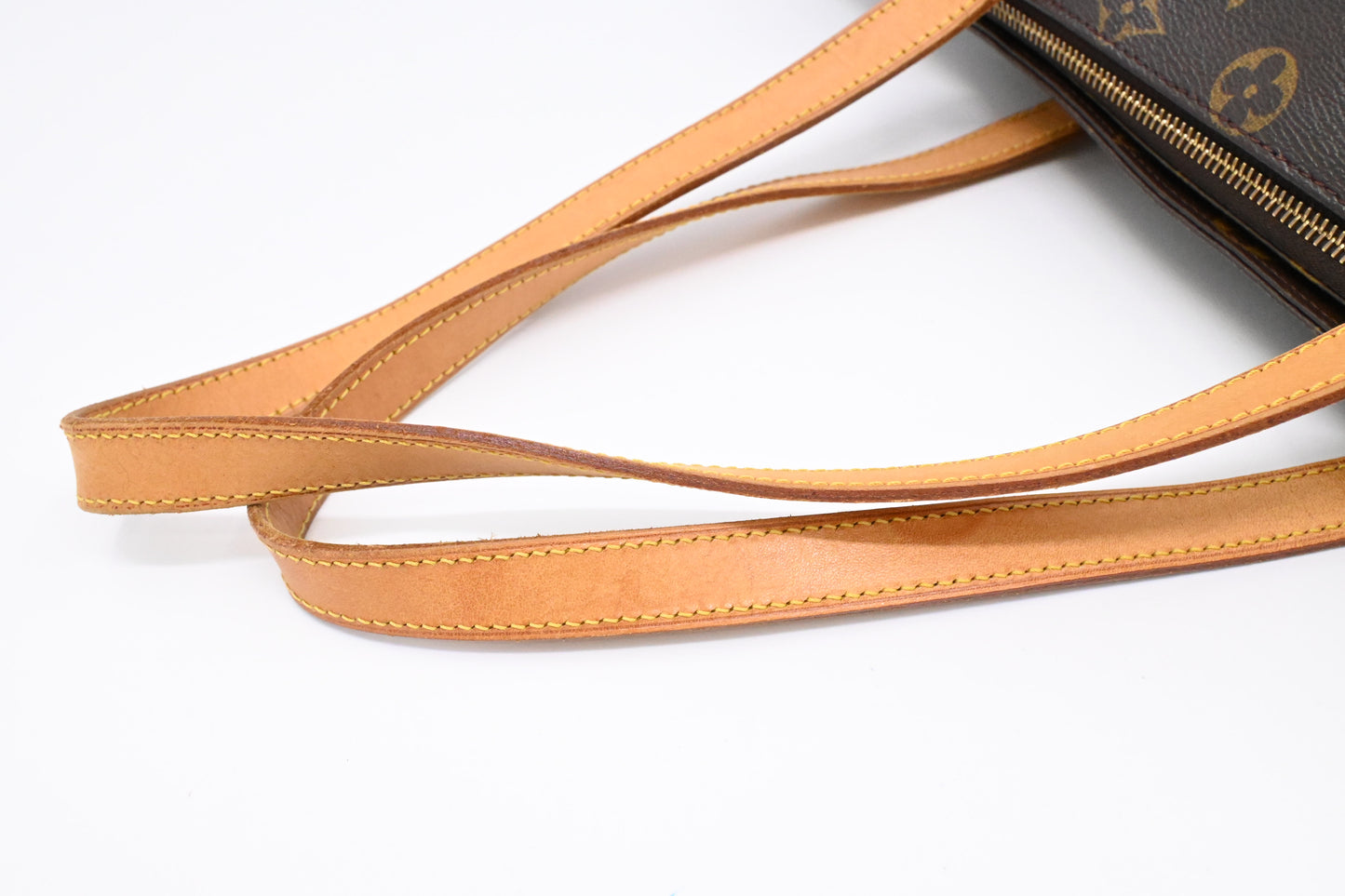 Louis Vuitton Cabas Mezzo in Monogram Canvas