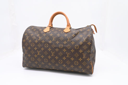 Louis Vuitton Speedy 40 in Monogram Canvas