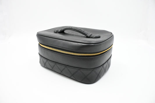 Chanel Vanity Pouch in Black Leather