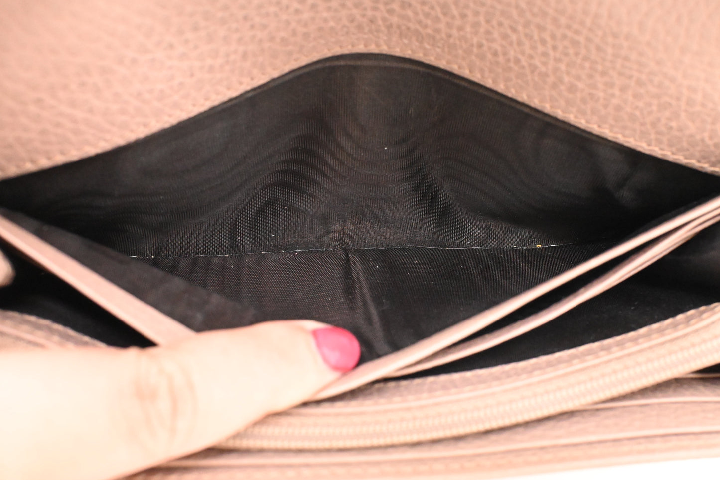 Gucci Wallet on Chain in Light Brown Leather