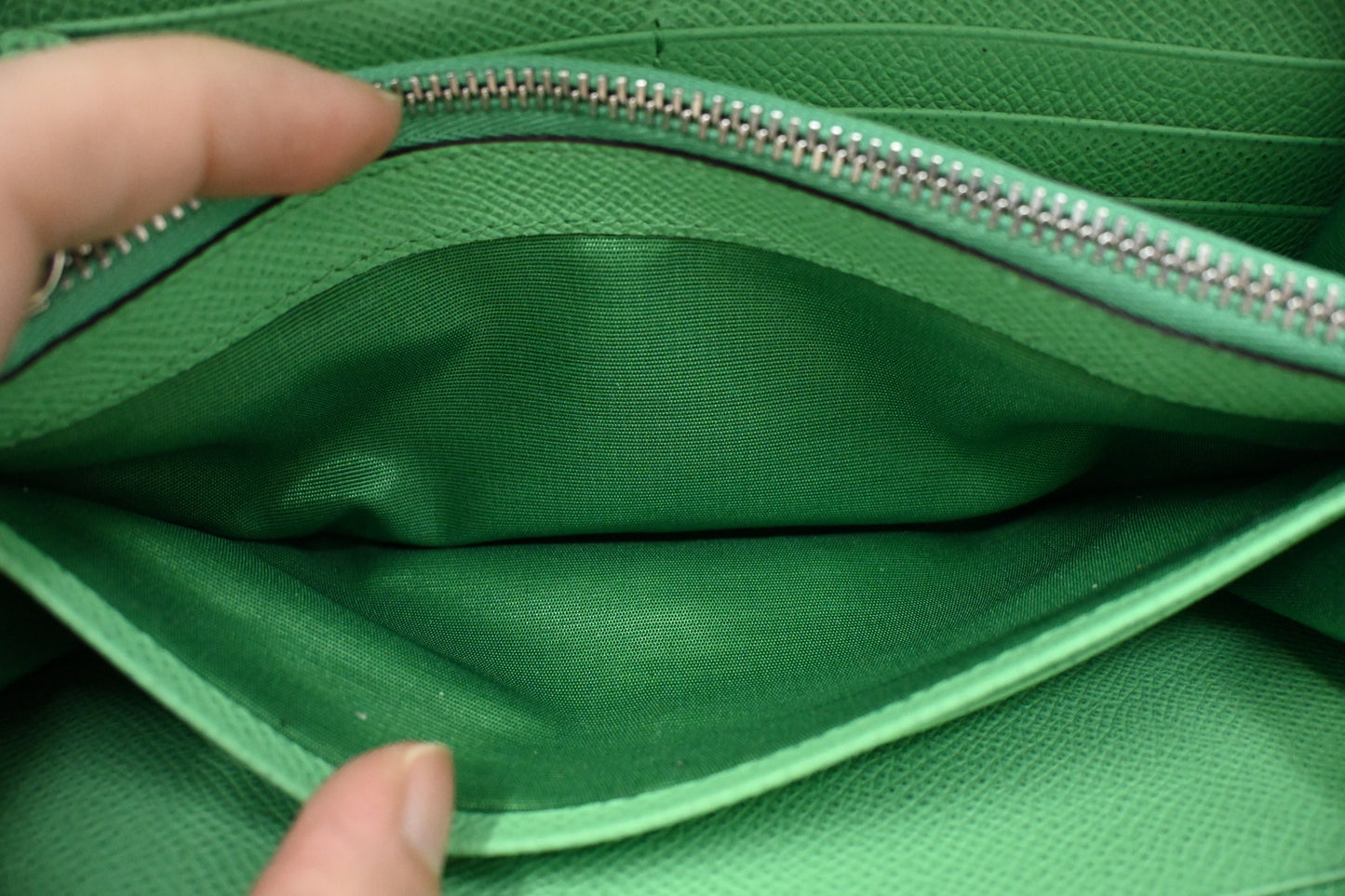 Ferragamo Gancini Long Wallet in Green Leather