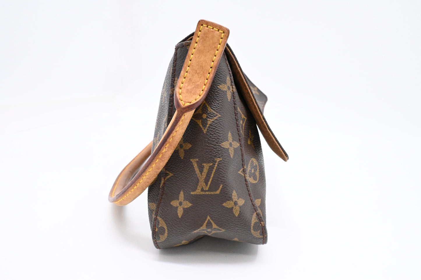 Louis Vuitton Looping PM in Monogram Canvas
