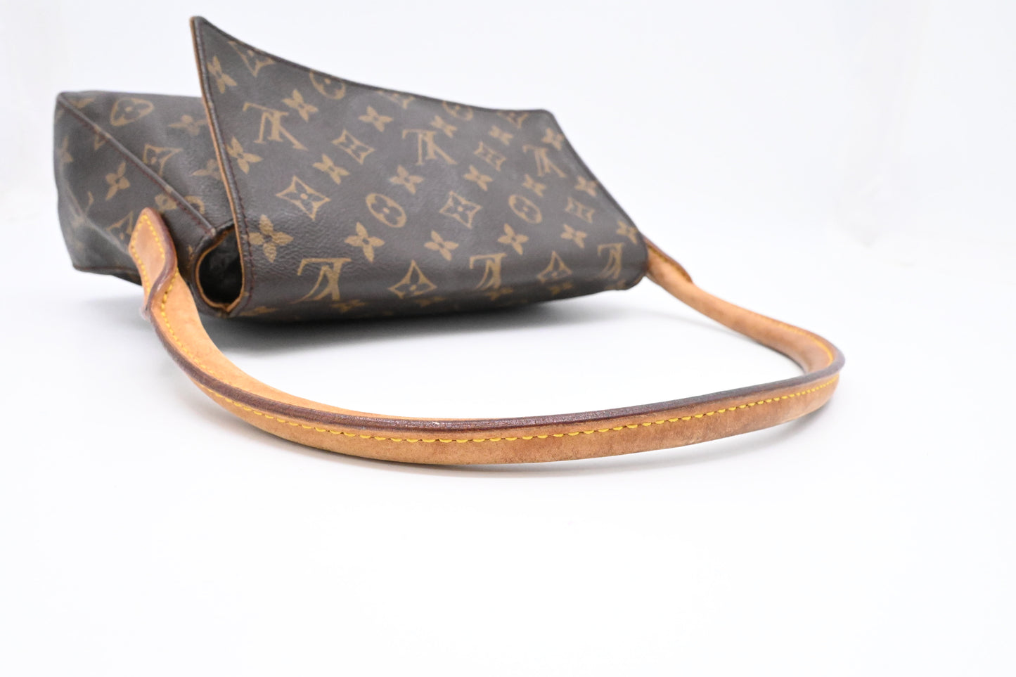 Louis Vuitton Looping PM in Monogram Canvas