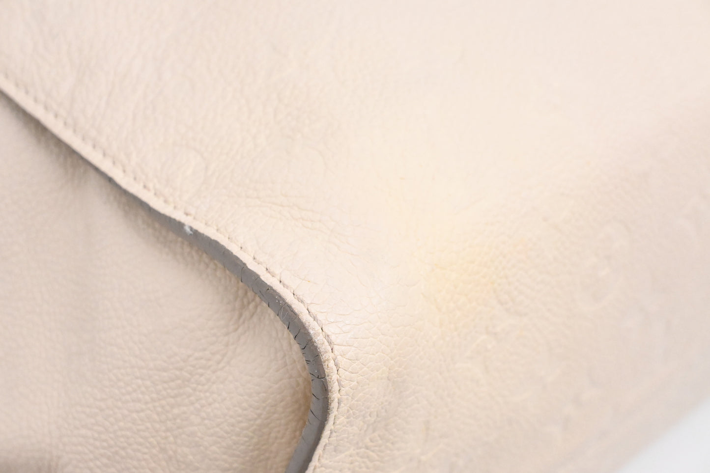 Louis Vuitton Lumineuse PM in Cream Empreinte Leather