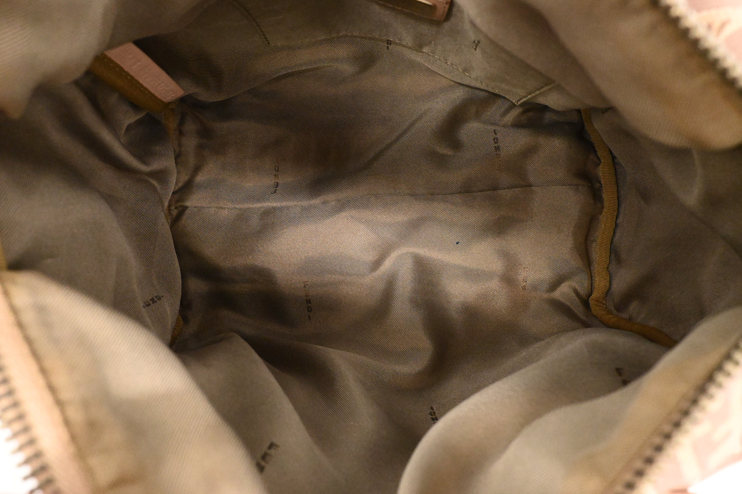 Fendi Handbag in Dark Pink Zucchino Canvas