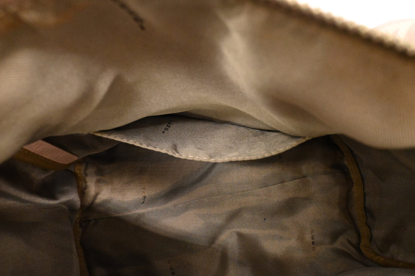 Fendi Handbag in Dark Pink Zucchino Canvas