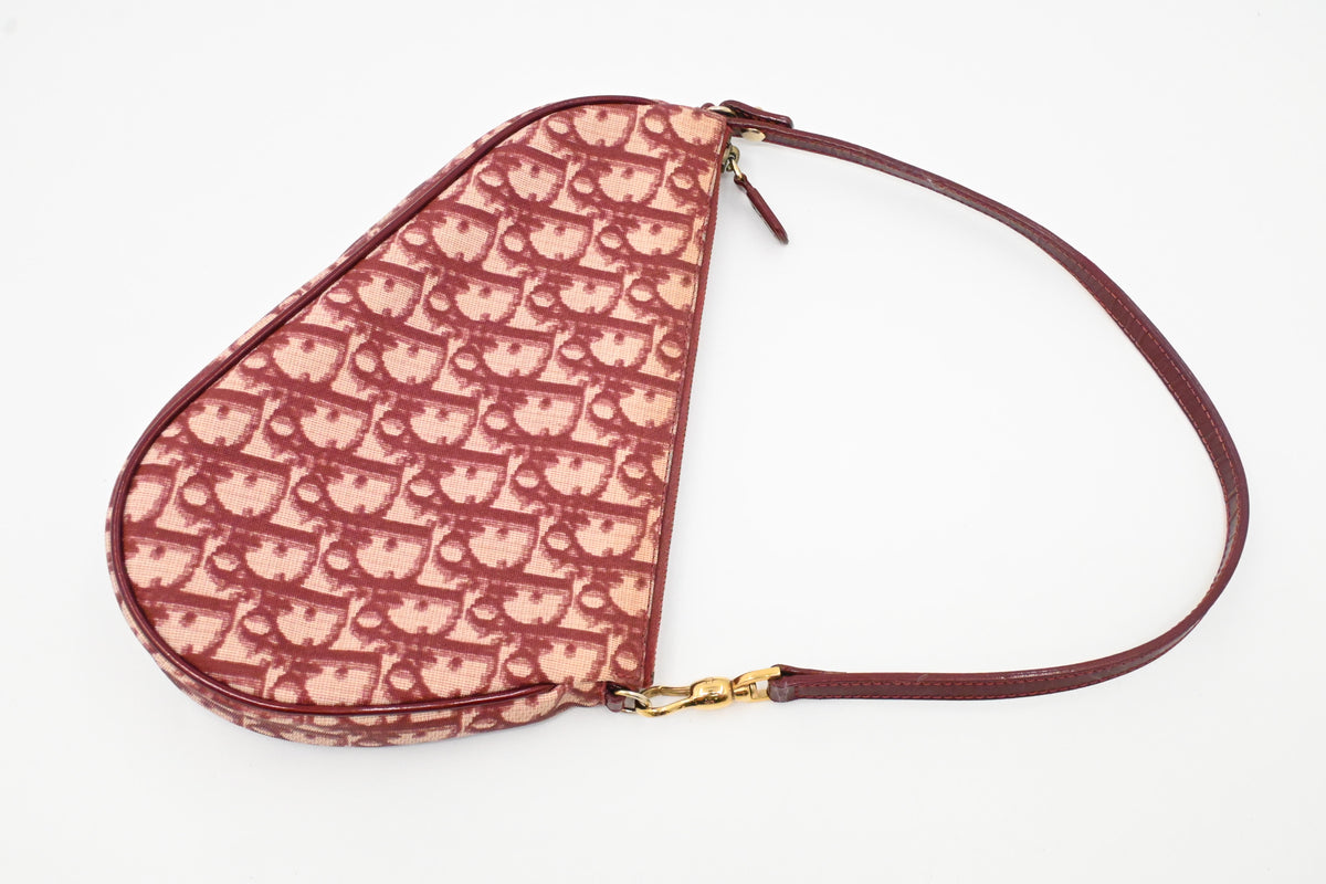 Dior Saddle Pochette in Red Oblique Coated Canvas