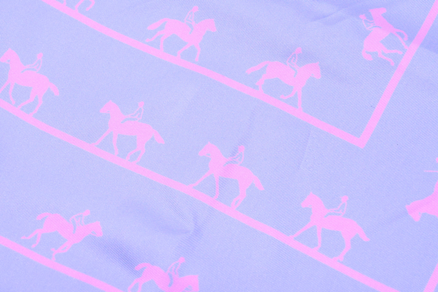 Hermes 'Saut Galop Canter Rank' Carre 90 in Lavender Silk