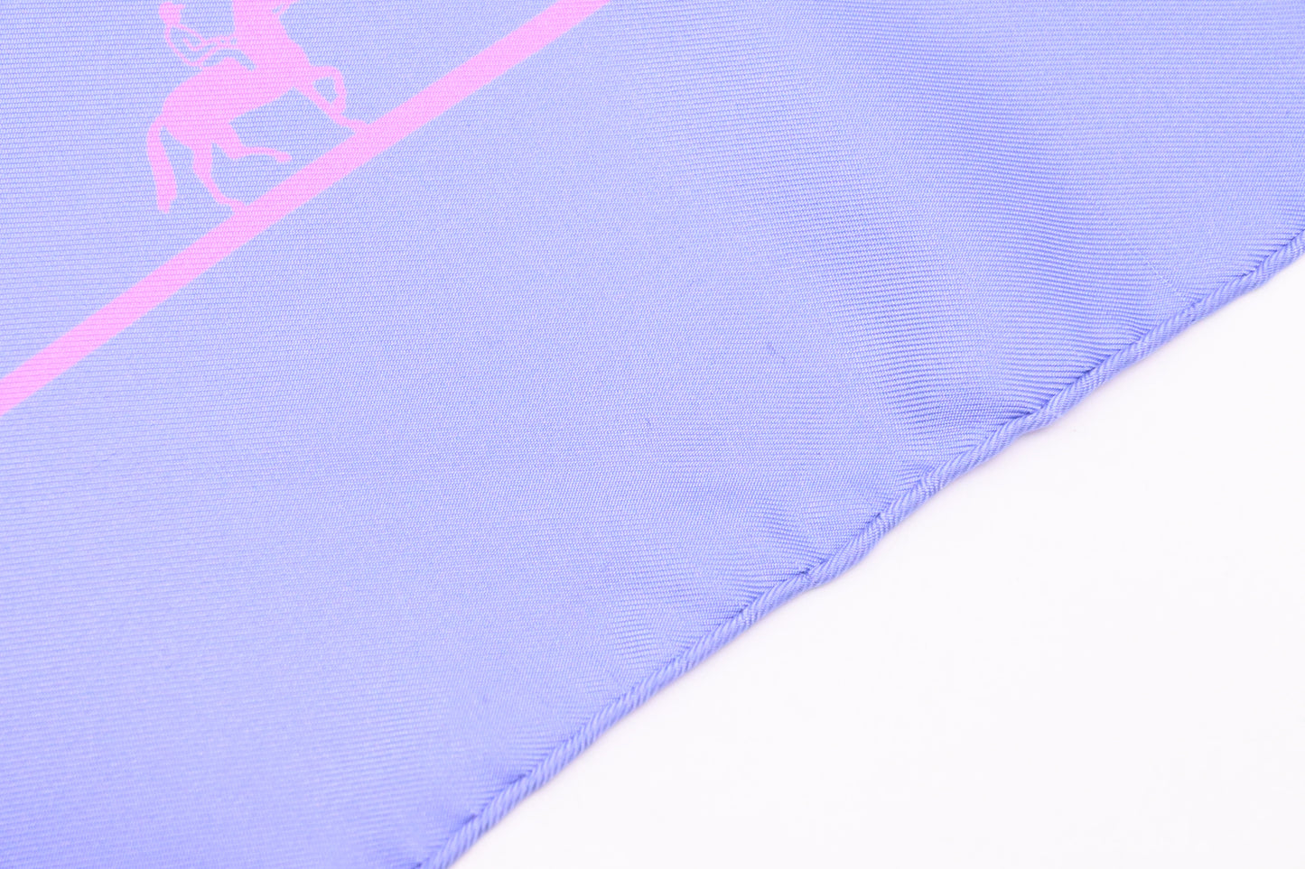 Hermes 'Saut Galop Canter Rank' Carre 90 in Lavender Silk
