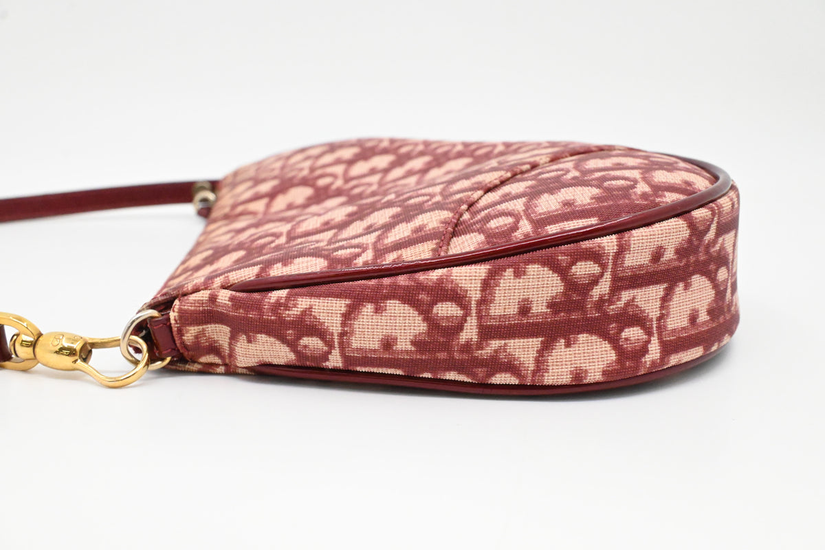 Dior Saddle Pochette in Red Oblique Coated Canvas