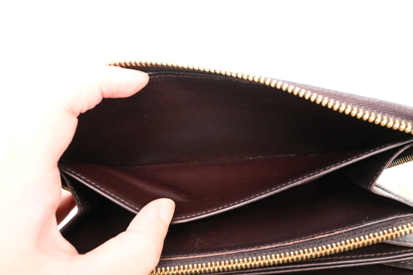 Louis Vuitton Long Zippy Wallet in Amarante Vernis Leather