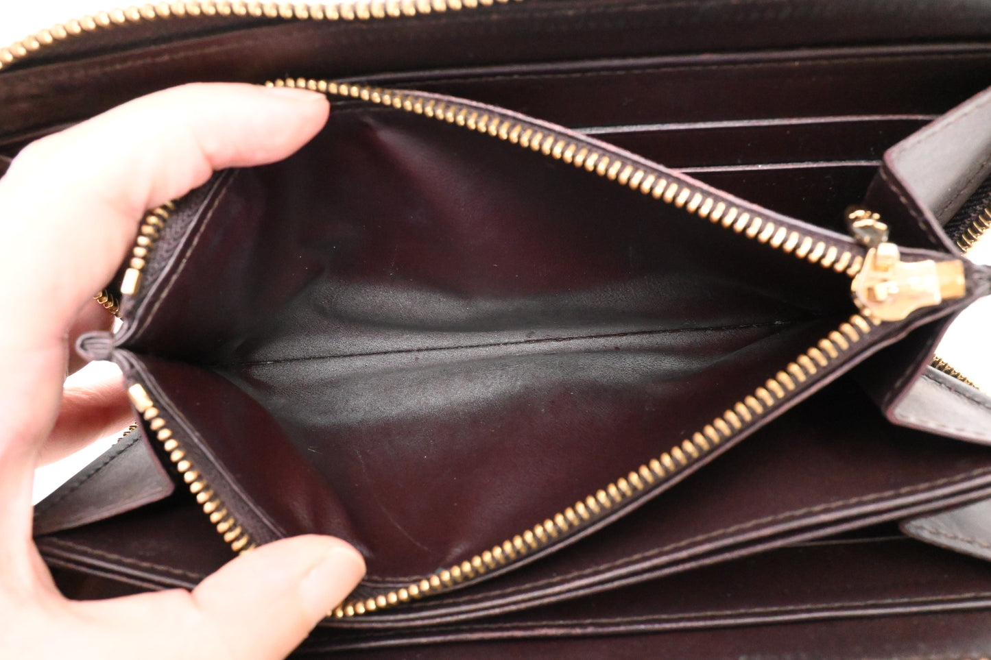 Louis Vuitton Long Zippy Wallet in Amarante Vernis Leather