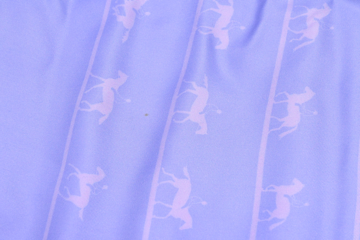 Hermes 'Saut Galop Canter Rank' Carre 90 in Lavender Silk
