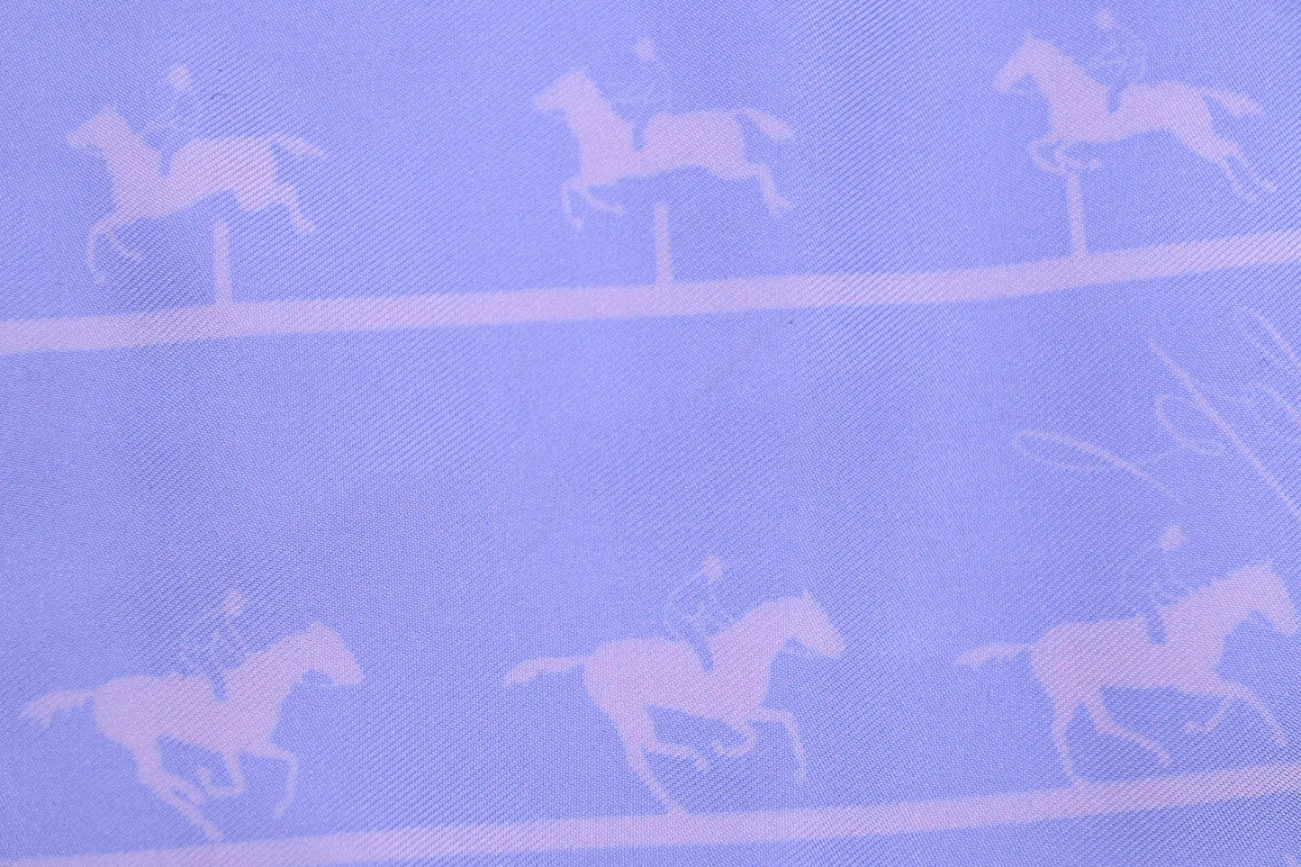 Hermes 'Saut Galop Canter Rank' Carre 90 in Lavender Silk