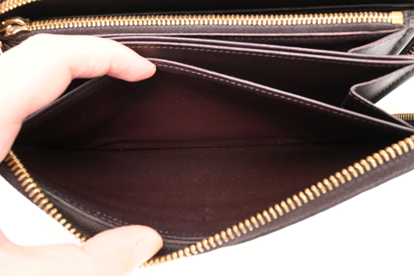 Louis Vuitton Long Zippy Wallet in Amarante Vernis Leather