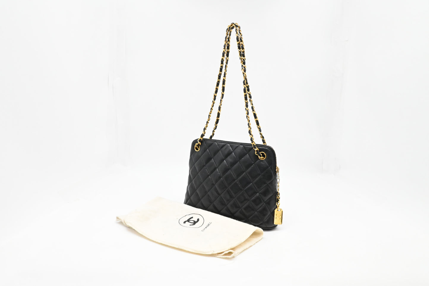 Chanel Chain Shoulder Bag in Black Leather