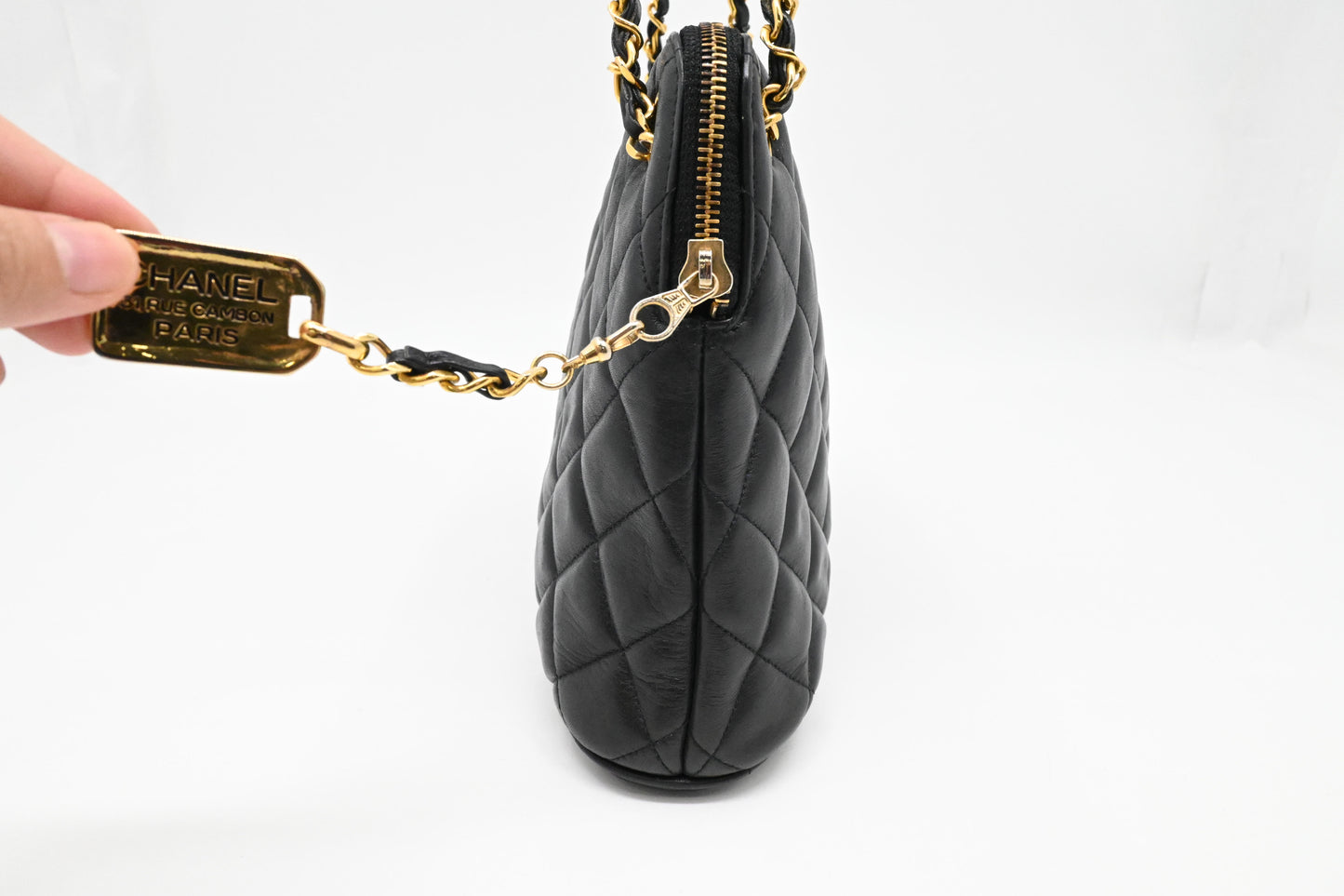 Chanel Chain Shoulder Bag in Black Leather