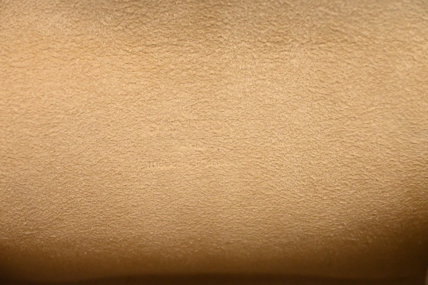 Louis Vuitton Pochette Florentine in Monogram Canvas