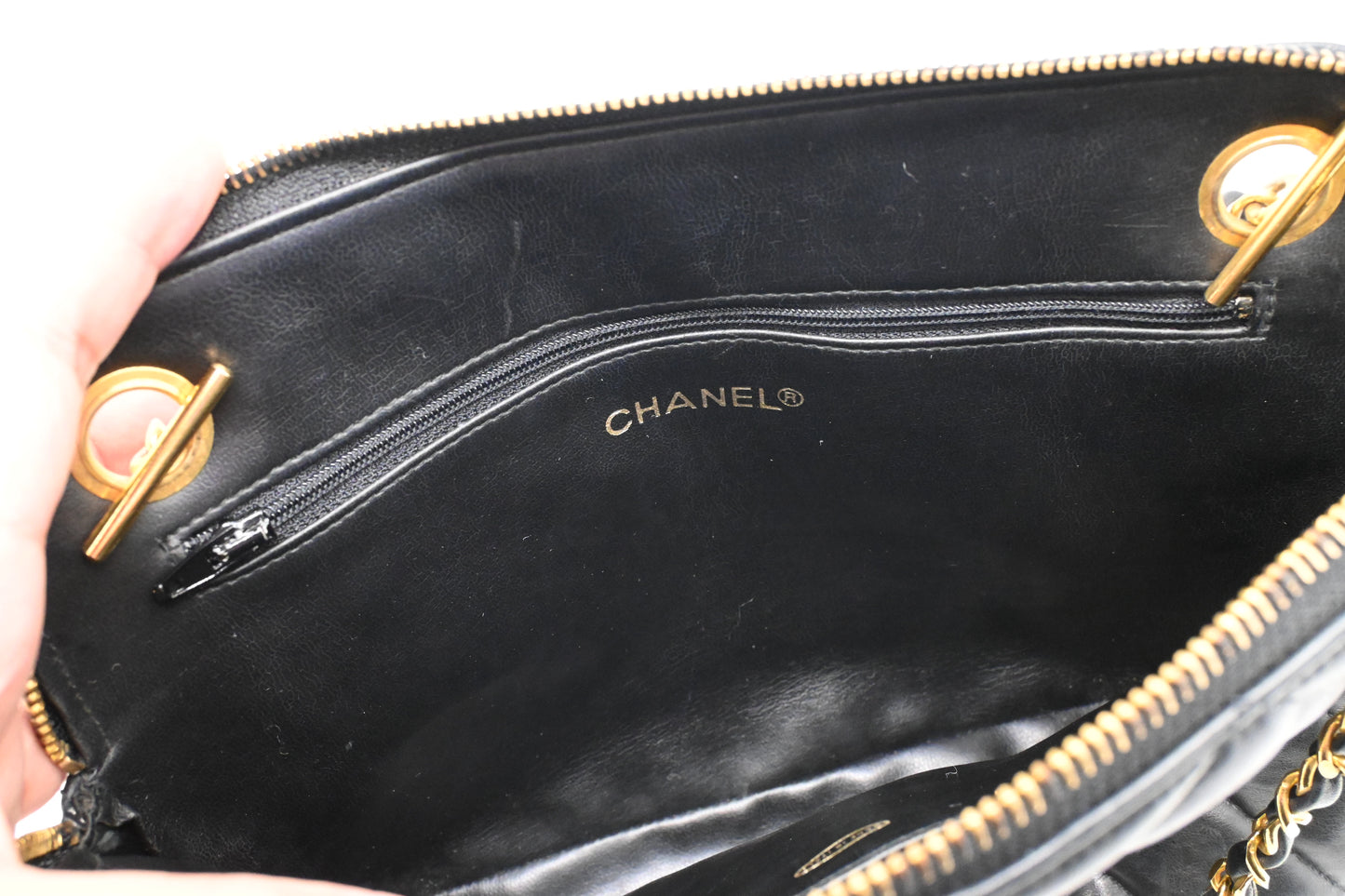 Chanel Chain Shoulder Bag in Black Leather