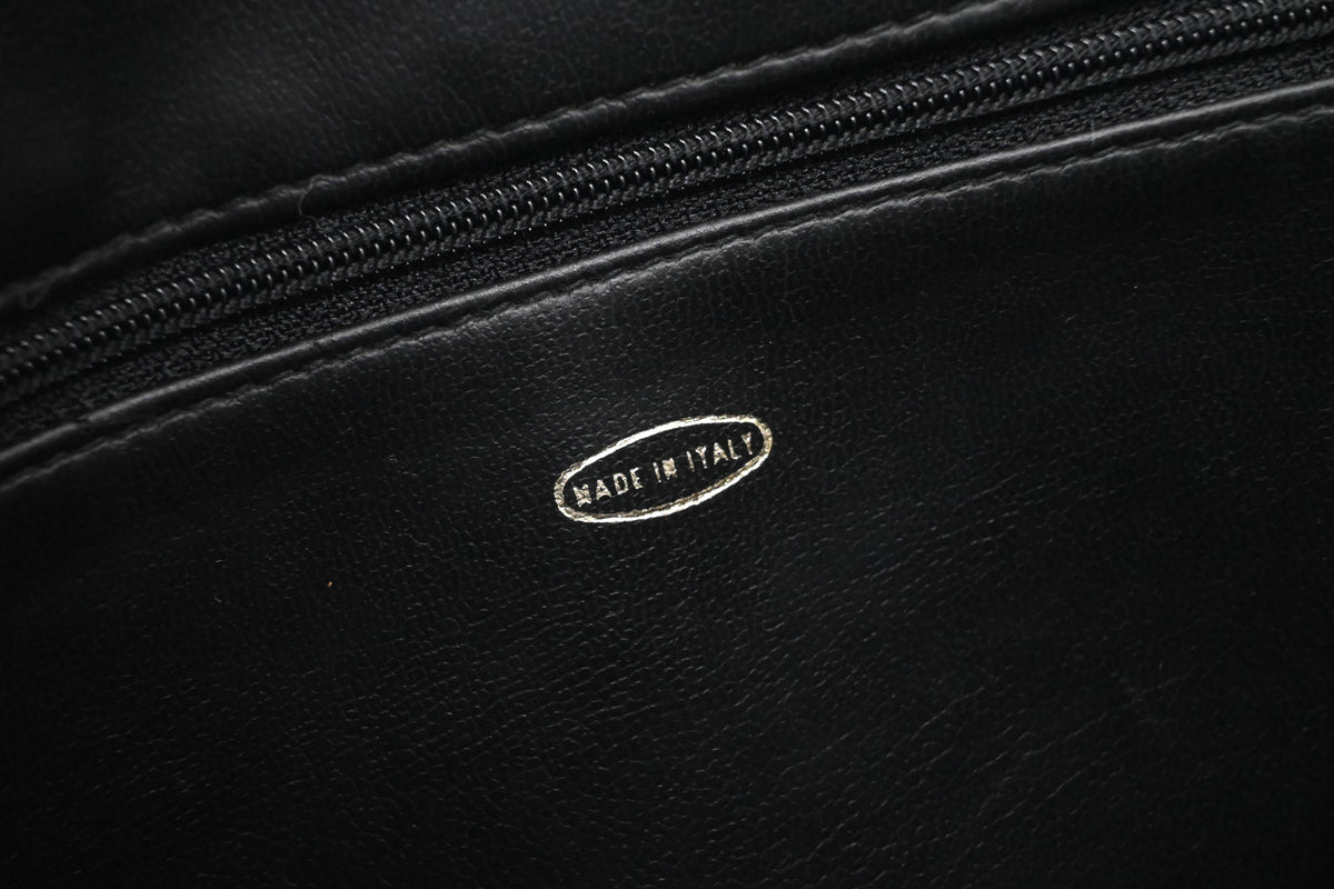 Chanel Chain Shoulder Bag in Black Leather