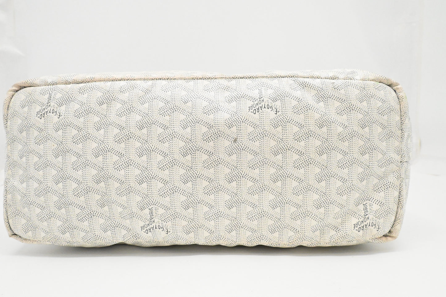 Goyard Saint Louis PM in White Goyardine Canvas