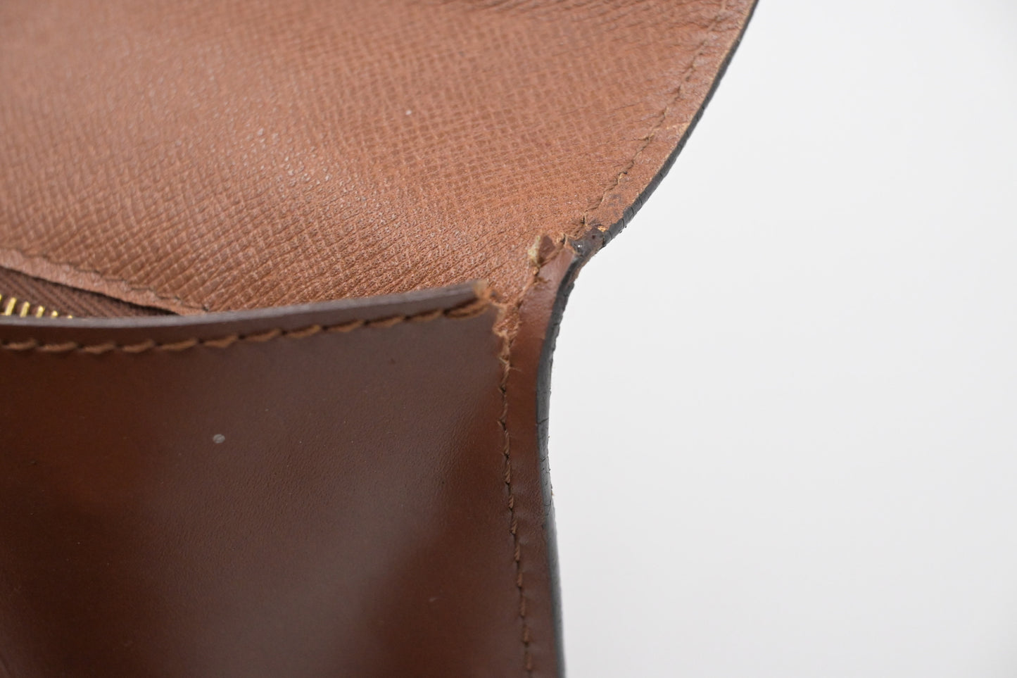 Louis Vuitton Monceau 28 in Monogram Canvas