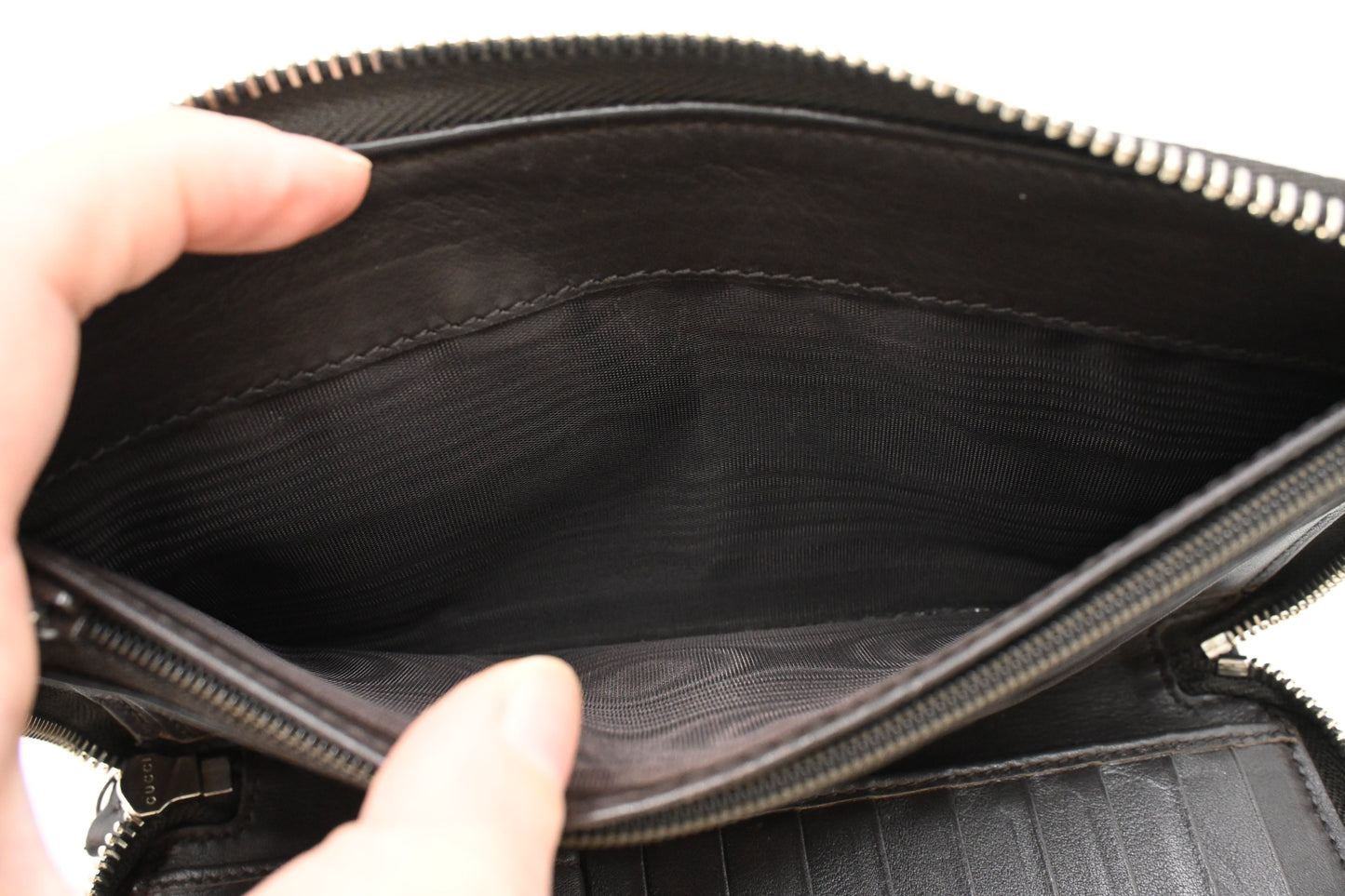 Gucci Organizer in Brown Micro Guccissima Leather