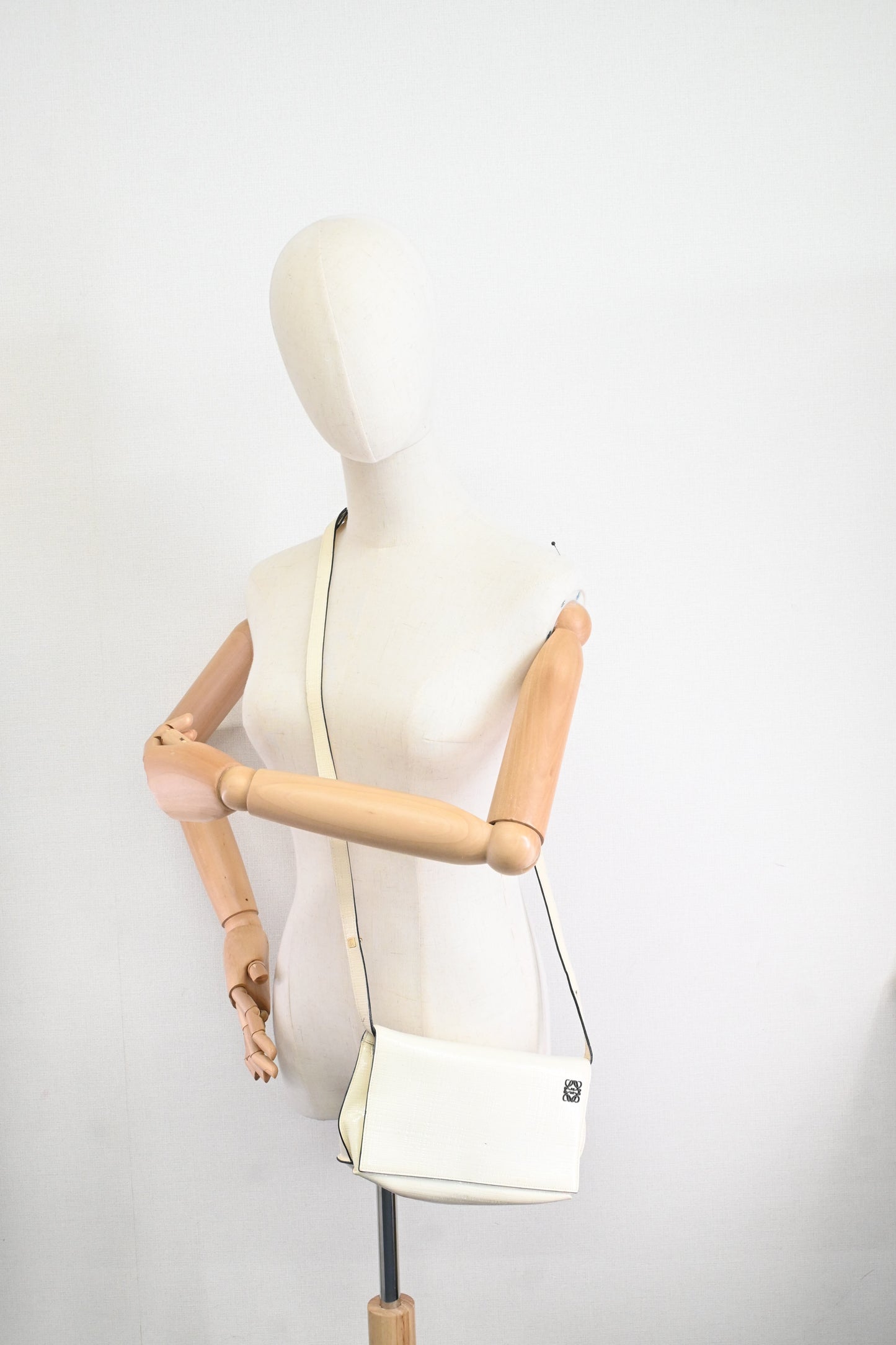 Loewe Shoulder Bag in White Leather