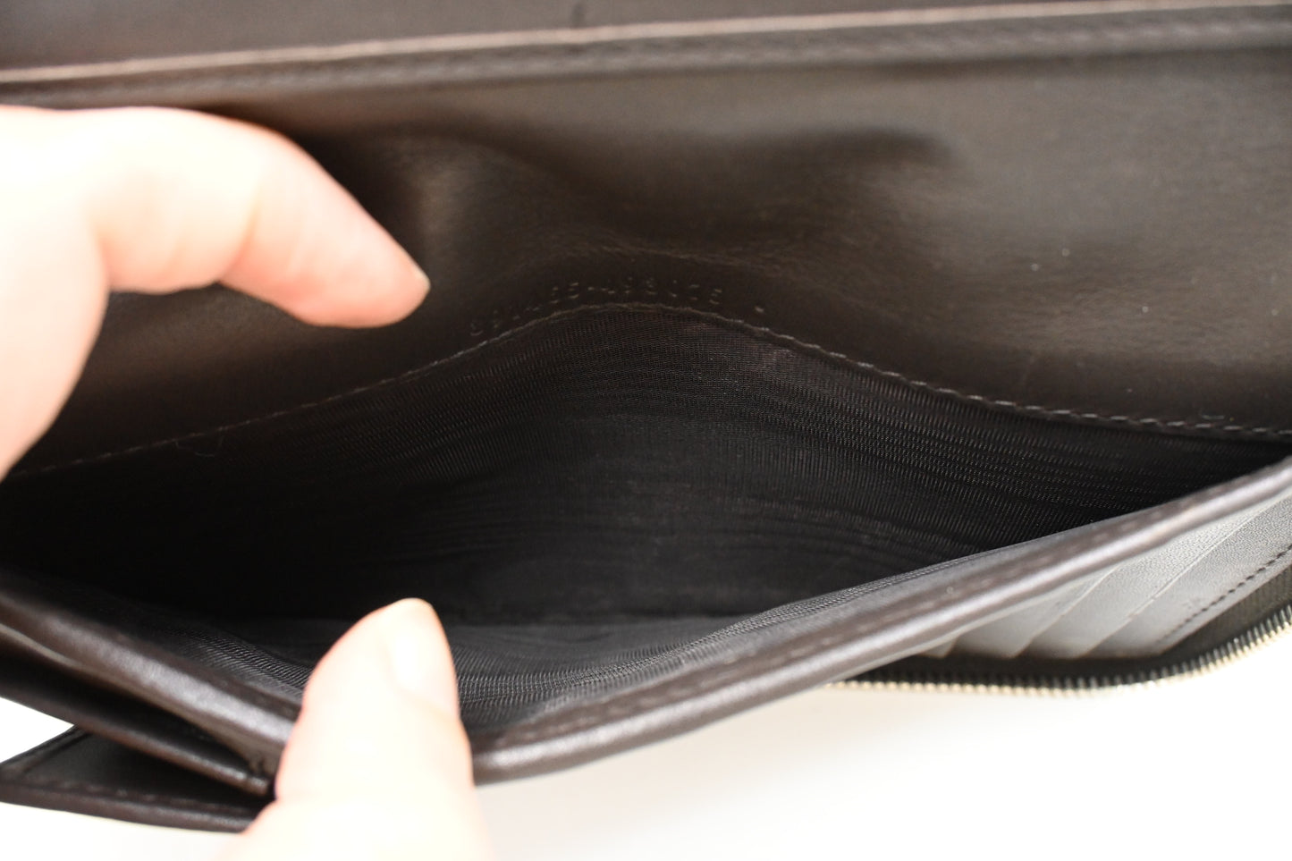 Gucci Organizer in Brown Micro Guccissima Leather