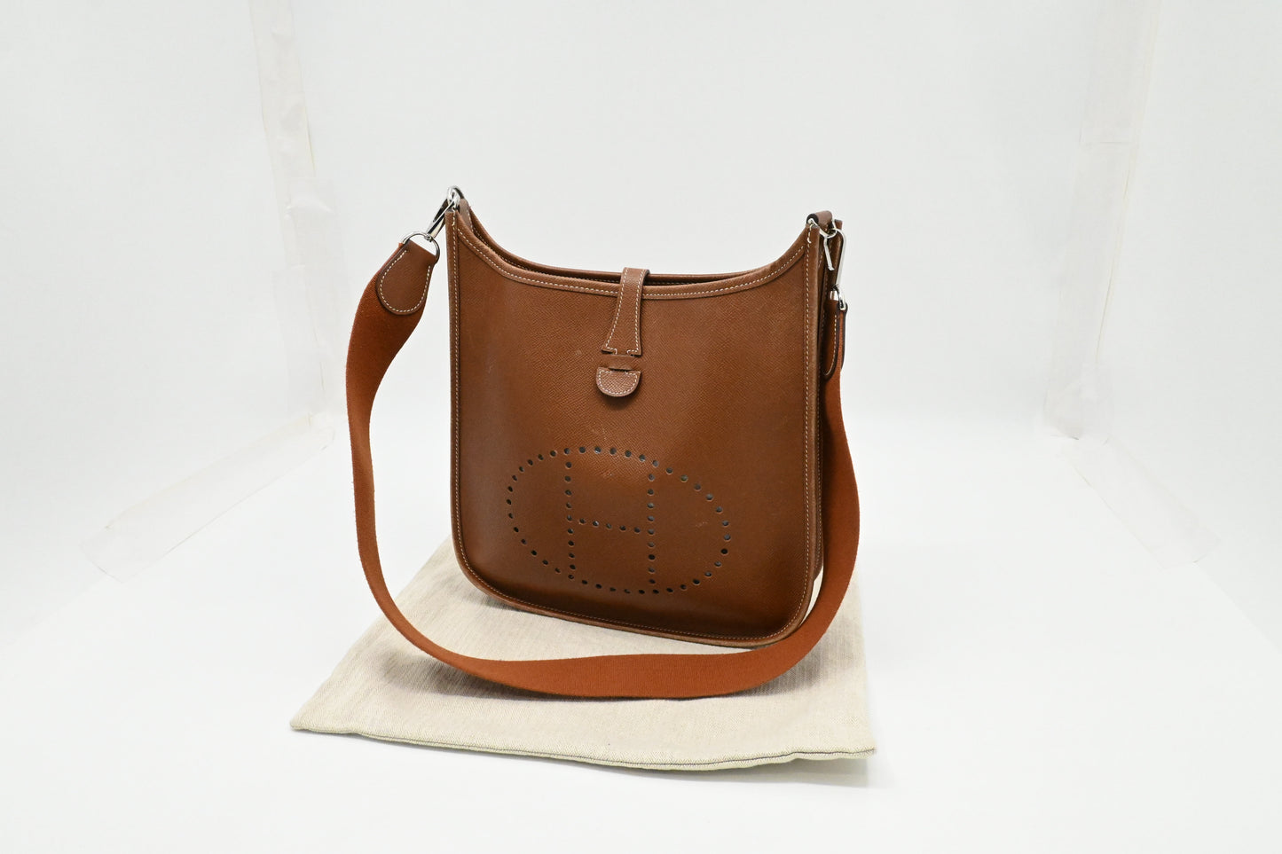 Hermes Evelyne 29 in Brown Leather