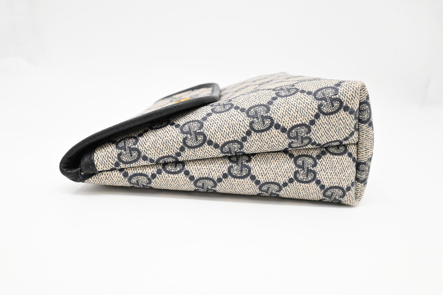 Gucci Pouch in Blue GG Supreme Canvas