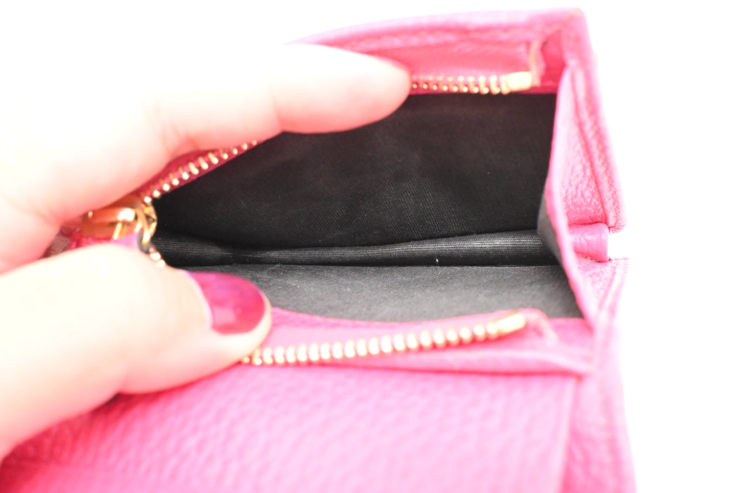 Gucci Compact Wallet in Pink Leather