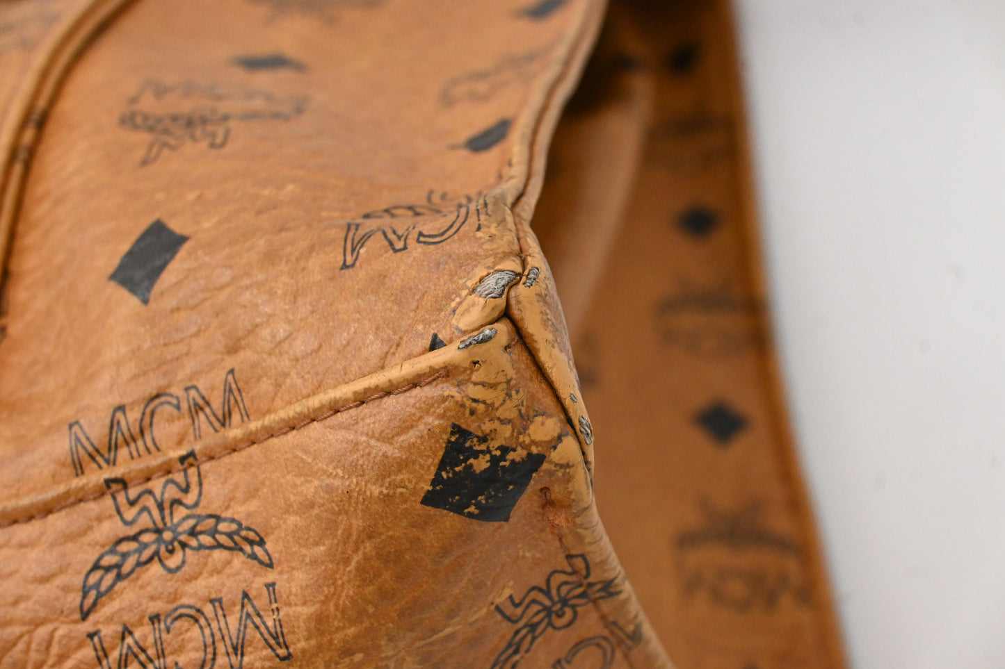 MCM Tote Bag in Cognac Visetos Canvas