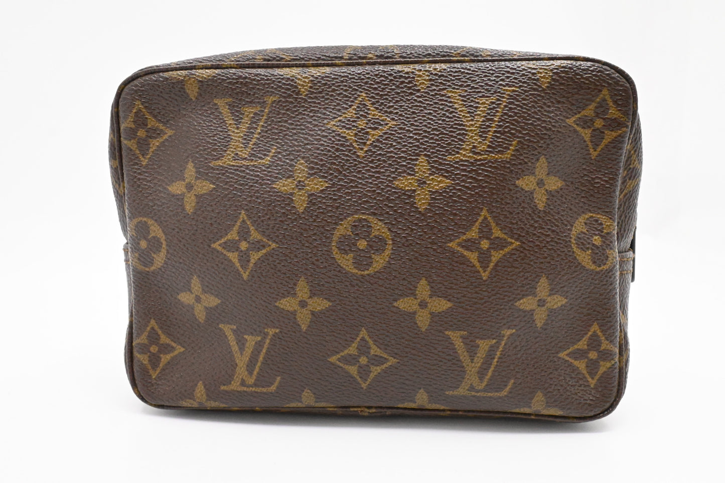Louis Vuitton Trousse 18 in Monogram Canvas