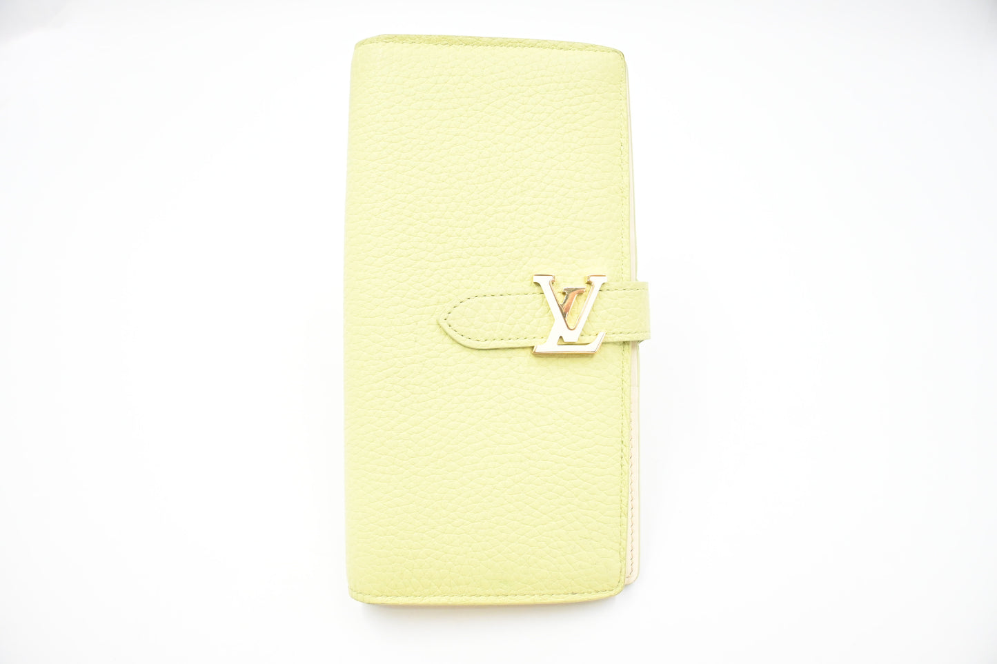 Louis Vuitton Vertical Wallet in Green Tarillon Leather