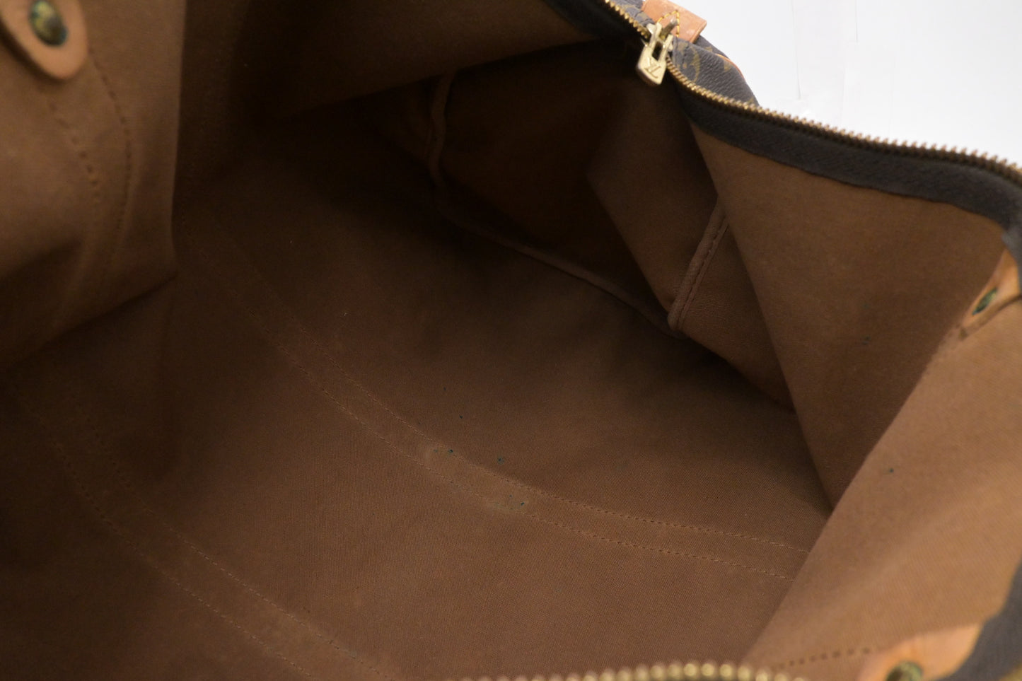 Louis Vuitton Keepall 50 in Monogram Canvas