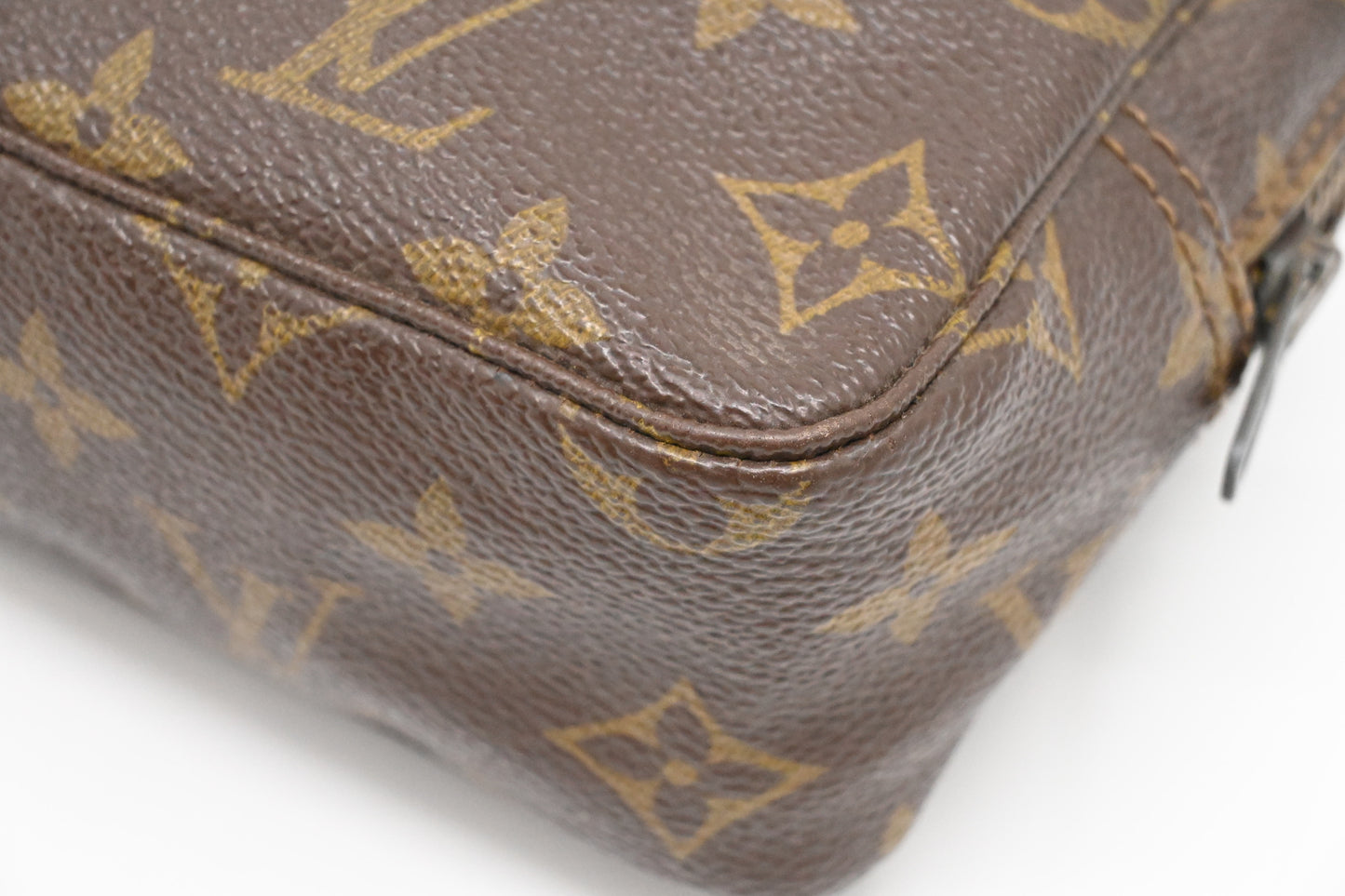 Louis Vuitton Trousse 18 in Monogram Canvas